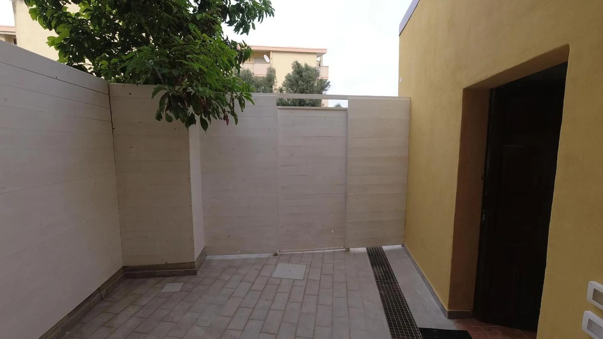 Lodgings In Sardinia Decimomannu Appartement